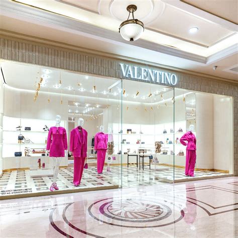 valentino which country brand